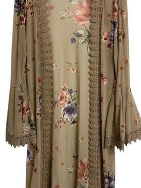 Olive Floral Lace-Trim Bell Sleeve Maxi Cover-up